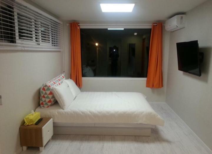 Jjuk Guesthouse 済州市 エクステリア 写真